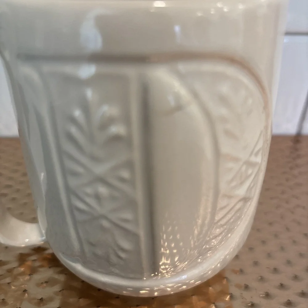 Pottery Barn A-Z Monogram Raised Letter D Coffee Tea Cup Mug Ornate Handle Ivory